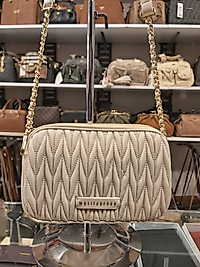 Bayan Kol ve Çapraz Çanta