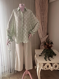 KOL DETAYI BAĞLAMALI GÖMLEK