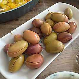 Kalamata Penbeli Çizik    İRİ boy   1kg