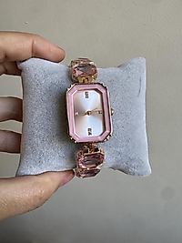 Swarovski pembe saat