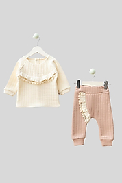 3-12 Ay Fırfır Detaylı 2’li Kız Bebek Takımı | Bluz + Pantolon