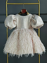 Kız Çocuk Tüy Detaylı Balon Kol Elbise