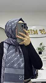 GUESS ÇİFT TARAFLI ŞAL