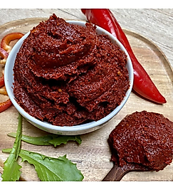 URFA ACI BİBER SALÇASI 1 KG