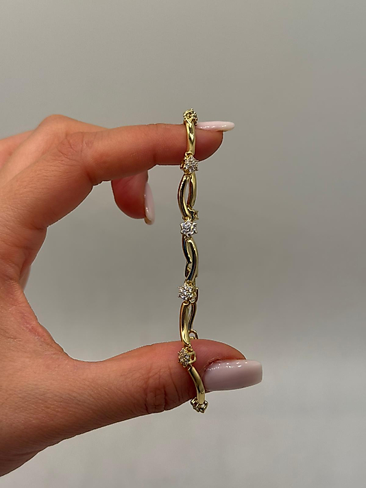 Dalgalı Zirkon Taş Detaylı Xuping VIP Çelik 14K Altın Renk Kadın Bileklik