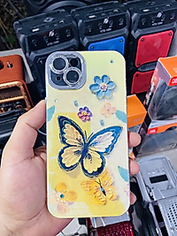 iPhone 15 Plus Kelebekli Çiçek Desenli Taş Detaylı Lens Korumalı Telefon Kılıfı