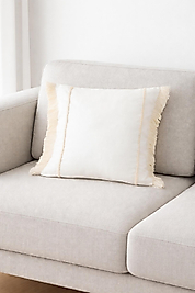 Püsküllü Bohem Beyaz Kırlent Kılıfı