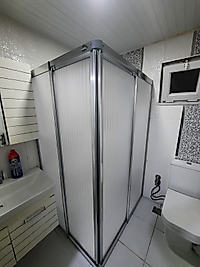 120cm x 120cm Parlak Profil Köşeden Girişli Mika Duşakabin