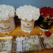 İsteme Çiçeği  Ve Çikolatası