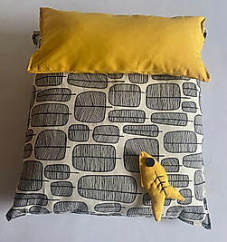 Küçük Irk Köpekler İçin Terletmeyen 70 Cm Bant Yastıklı  Yatak