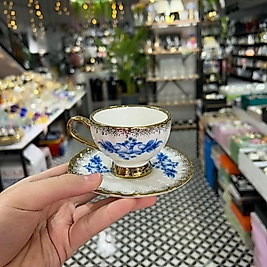 Mavi çiçekli fincan takımı