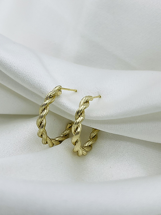 Dalgalı Xuping Halka Küpe