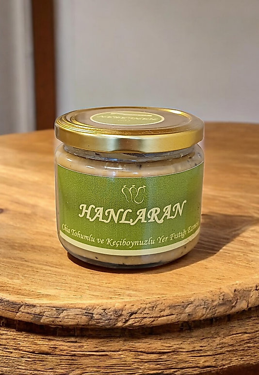 CHİA TOHUMLU ve KEÇİBOYNUZU PEKMEZLİ YER FISTIĞI EZMESİ