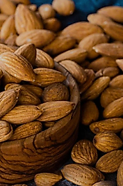 ÇİĞ BADEM 1 KG