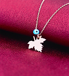 14K Altın Kaplama Yaprak ve Nazar Boncuklu Kolye – Doğadan İlham Alan Şık Tasarım, Kadın Takı, Özel Hediye