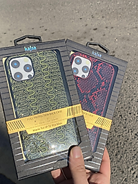 Yılan derisi kılıf