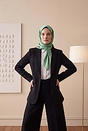 Düz Kristal Kumaş Eşarp - Kaymaz, Şık, Tok Duran | Günlük & Abiye Uyumlu