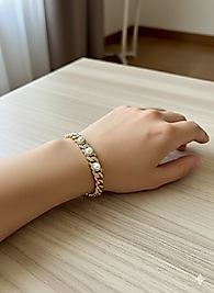 XUPB74 MODEL BİLEKLİK