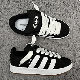 Adidas campus
