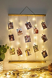 Miracix MRCKLT42 Mandallı İpli Işıklı Fotoğraf Askısı, Ledli Anı Duvarı, Ahşap Fotoğraf Çerçevesi