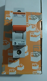 SCHNEİDER DOMAE MERLİN GERİN DomA61 1X25A 6 KA SİGORTA