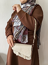 MİNİ ÇAPRAZ TASARIM KADIN ÇANTASI