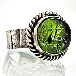 PEGASUS’UN ASALETLİ KANATLARI YEŞİL CAM YÜZÜK