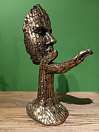 MERCAN MOBİLYA AKSESUAR,  ÜFLEYEN EL,ELİ ALNINDA DŞÜNEN ADAM, Polyester Dekoratif Biblo, hediyelik eşya 32 CM