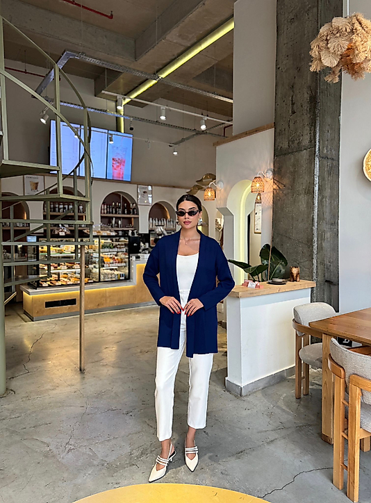 Oversize ,Yumuşak Standart Beden Lacivert Kazak