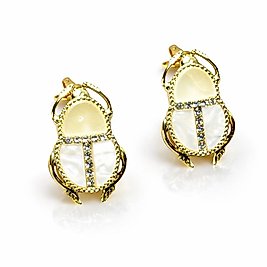 Zara Model Beyaz Sedefli Böcek Küpe