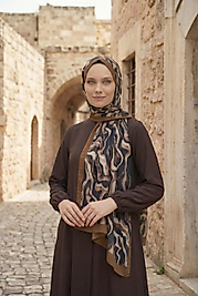 Spring kamuflaj desen şal