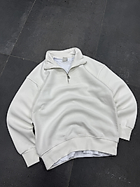 YARIM FERMUARLI BEYAZ SWEATSHİRT