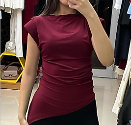 Vatkalı Asimetrik Bluz