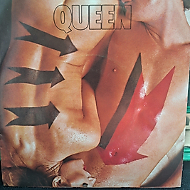 QUEEN - BODY LANGUAGE