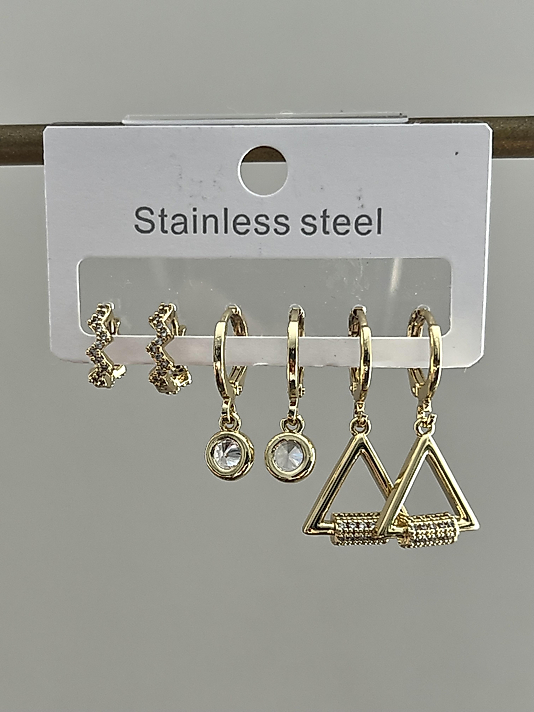 Çelik 6’lı Gold Taşlı Üçgen Küpe