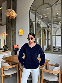 Oversize ,Yumuşak Standart Beden Lacivert Kazak