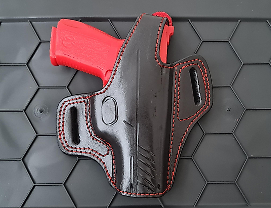 DERİ DIŞ SİLAH KILIFI (Spor Kırmızı Dikişli İçi Kırmızı Kadife Kaplama)