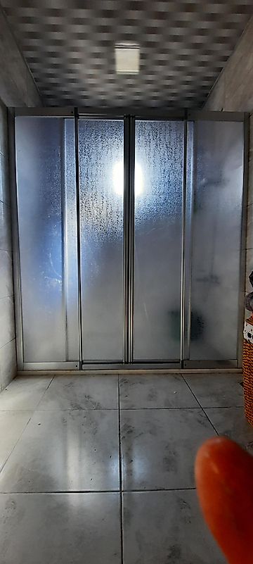 140cm ile 160 cm arası 2 sabit 2 sürgülü parlak profil mika duşakabin