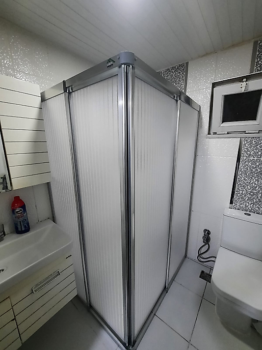 80cm x 110cm Parlak Profil Köşeden Girişli Mika Duşakabin