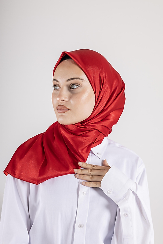 Düz Kristal Kumaş Eşarp - Kaymaz, Şık, Tok Duran | Günlük & Abiye Uyumlu