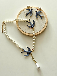 İnci detaylı Kırlangıç Marka Küpe