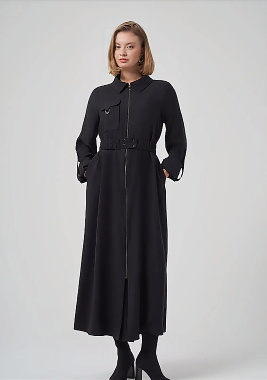 Kemer Detaylı Siyah Elbise