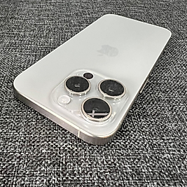 iPhone 15 Pro 256gb Natürel Titanyum Kayıtlı