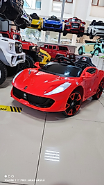 Ferrari akülü araba
