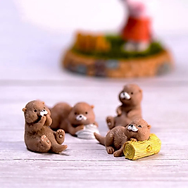 Himi Pasta Süsleri Kunduz 4 Adet Minyatür Figür Karakter Oyuncakları Evcilik Oyuncakları Küçük Minik Oyuncaklar