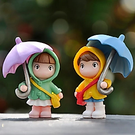 Himi Pasta Süsleri Şemsiyeli Çocuk 2 Adet Minyatür Figür Karakter Oyuncakları Evcilik Oyuncakları Küçük Minik Oyuncaklar