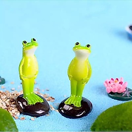 Himi Pasta Süsleri 2 Adet Taştaki Kurbağa Minyatür Figür Karakter Oyuncakları Evcilik Oyuncakları Küçük Minik Oyuncaklar