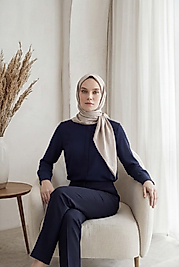 Düz Kristal Kumaş Eşarp - Kaymaz, Şık, Tok Duran | Günlük & Abiye Uyumlu