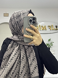 GUESS ÇİFT TARAFLI ŞAL
