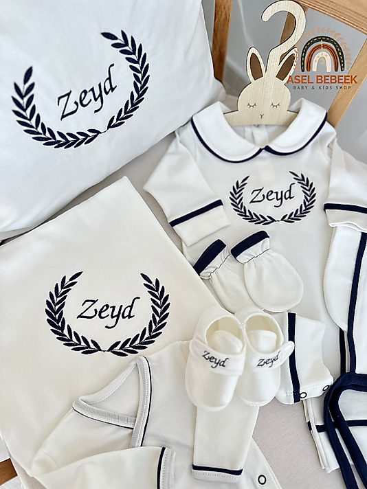 Yenidoğan Set - Bebeğinizin İsmi ve Çelenk Nakışlı